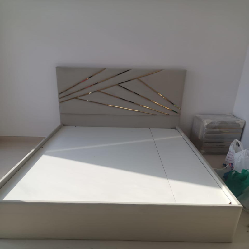 Solaryn Edge Accent Bed