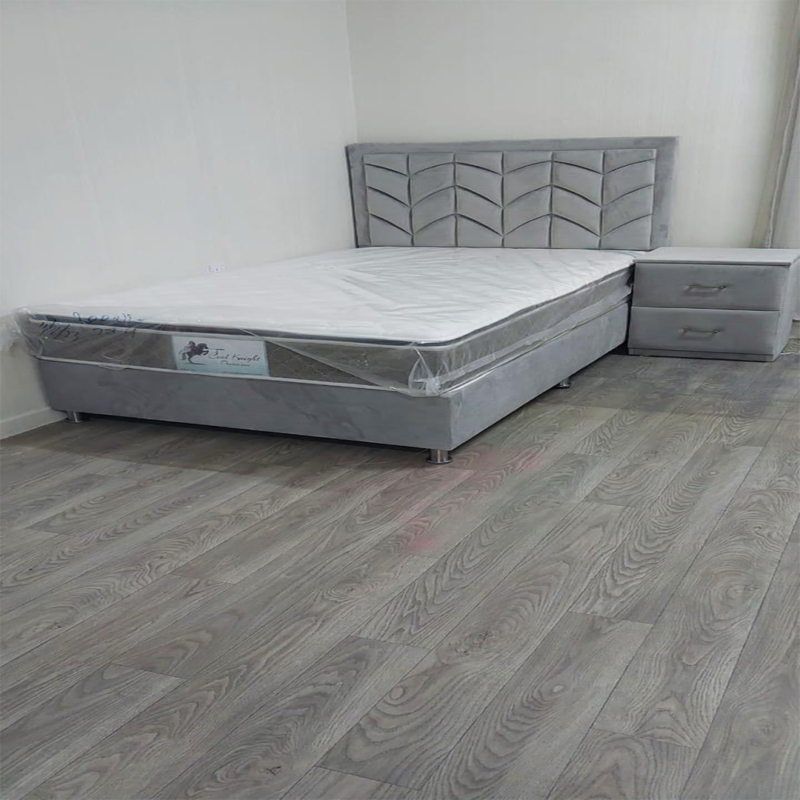 Silverleaf Horizon Upholstered Bed