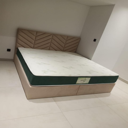 Chevrona Calmrest Bed