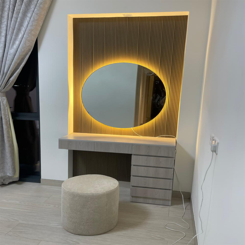 Aurelia Glow Luxe Dressing Table