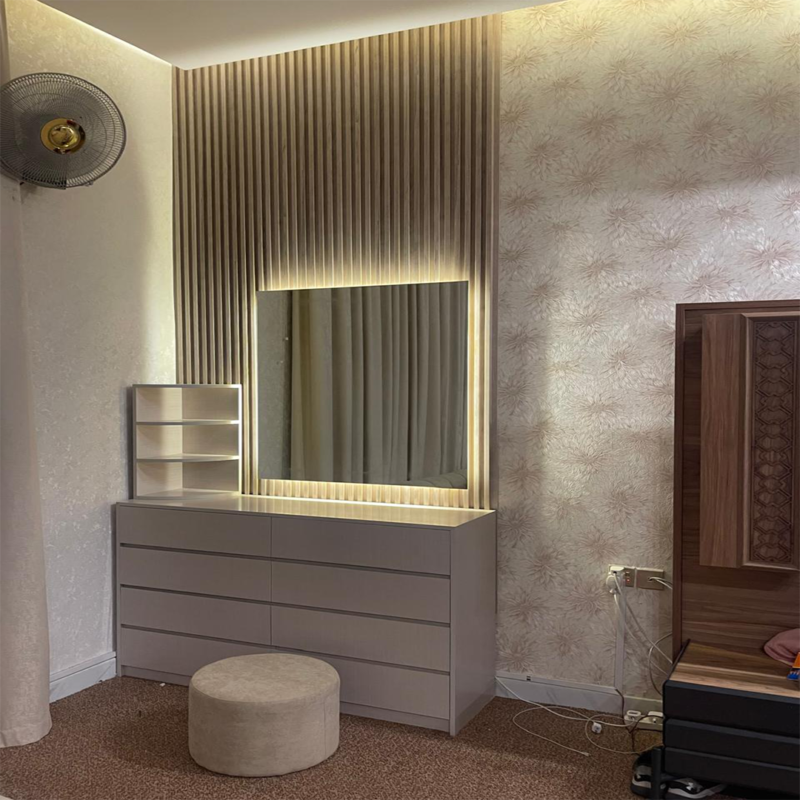 Elowen Aura Luxe Dressing Table