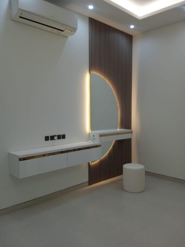 Minimalist vanity furniture