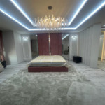 Rosewood Vertical Panel Upholstered Bed